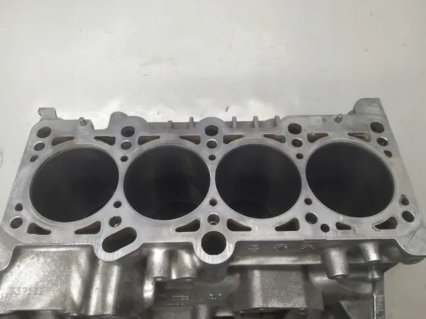 Bloque motor OEM R06D103023 2.0L 20V para VW Audi image 8