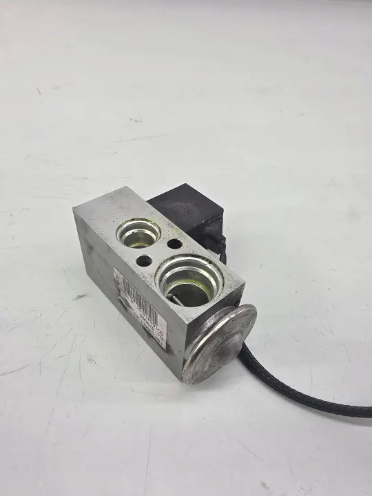 Soupape d'expansion climatisation Porsche Panamera OEM 0018441601 image 4