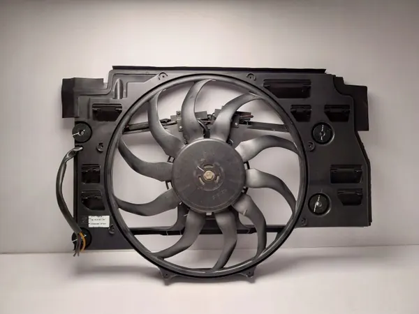 Ventilador do radiador BMW E39 OEM 6921397 - Usado image 2