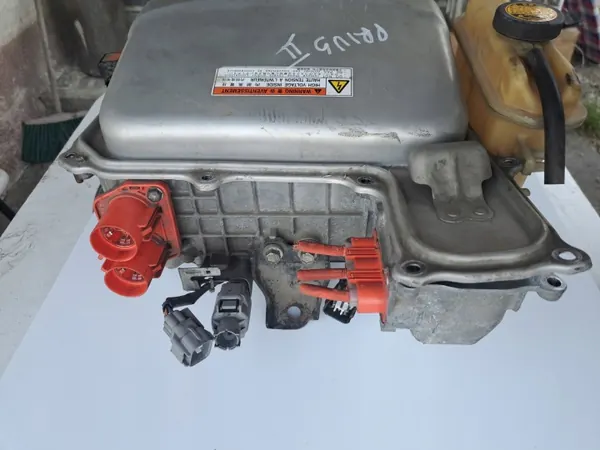Convertisseur Onduleur Toyota Prius 2 Hybride OEM G9270-47040 image 4