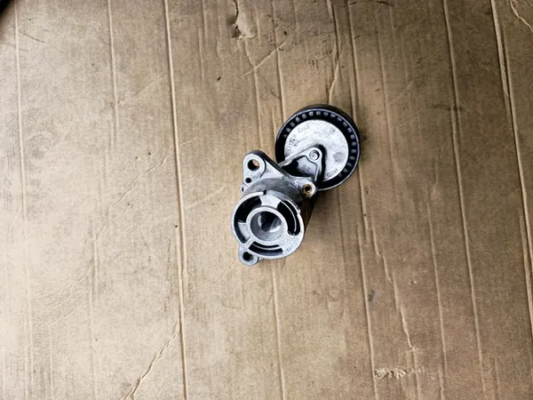 Mercedes-Benz OE A 654 200 00 70 Remspännare image 3