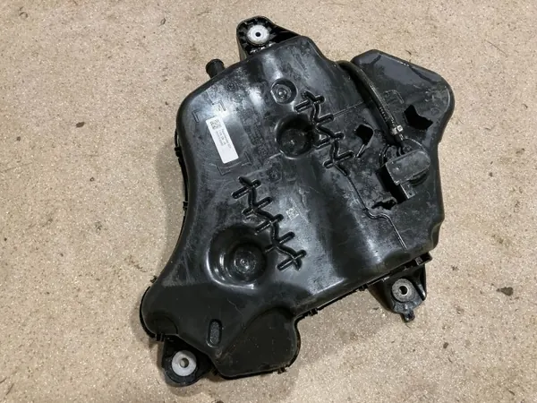 Réservoir AdBlue BMW OEM 7454339 - État Utilisé image 10