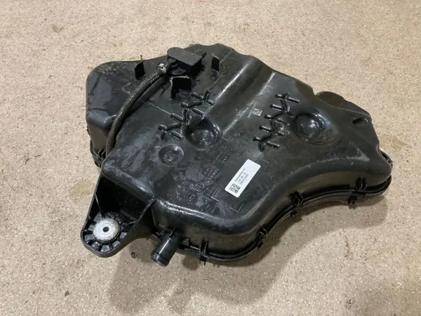 Réservoir AdBlue BMW OEM 7454339 - État Utilisé image 5
