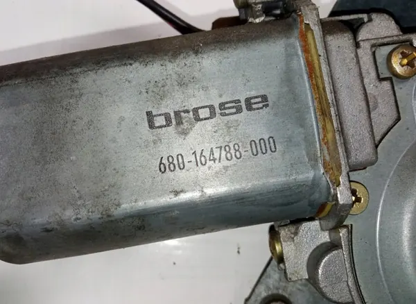 Elemento do Mecanismo da Janela Frontal Direita Volkswagen Passat image 3