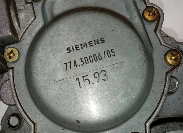 Elemento do Mecanismo da Janela Frontal Direita Volkswagen Passat image 4