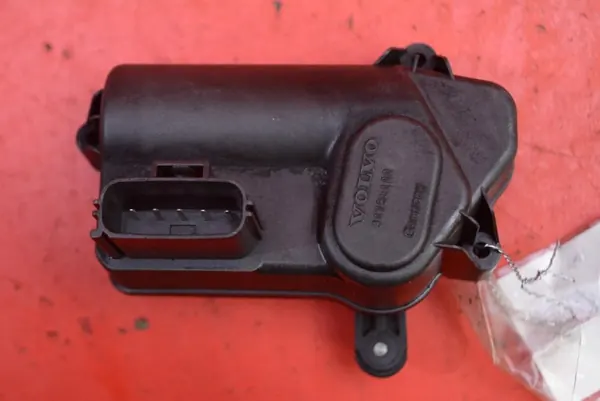OEM 30756100 Volvo Ajustador Válvula Coletor - Usado image 2