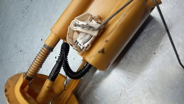 Brandstofdrijver Peugeot Partner I 1.9D 9625476380 image 4