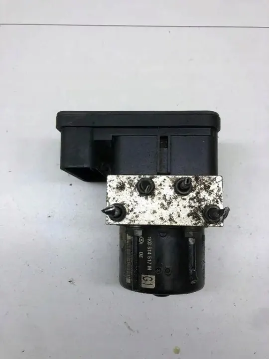 ABS-pomp OEM 1K0614517M voor VW Golf V 1.6 image 3