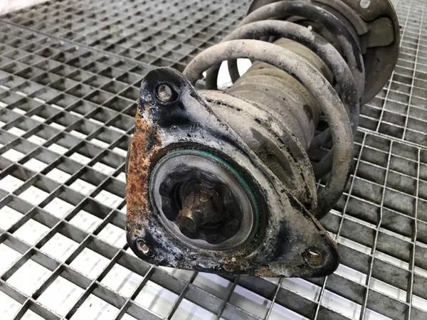 Amortizzatore Anteriore Destro con Molla Nissan Qashqai J11 image 2