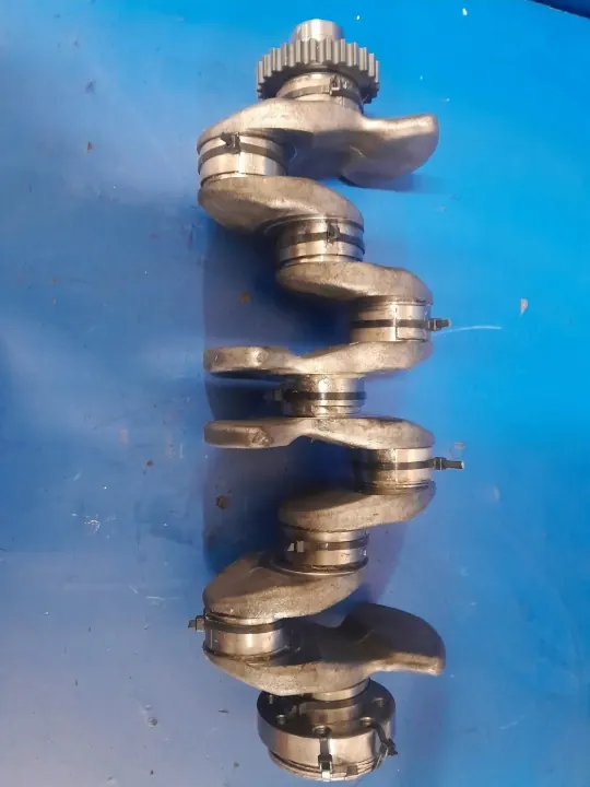 Käytetty kampiakseli OEM 05LB 2.0 TDI Skoda Octavia image 2