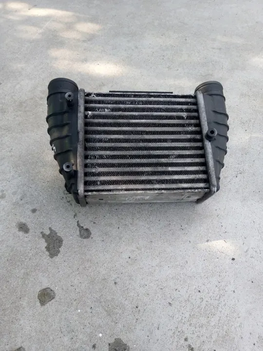 Intercooler Audi A4 B7 2.0 TFSI 8E0145806M image 7