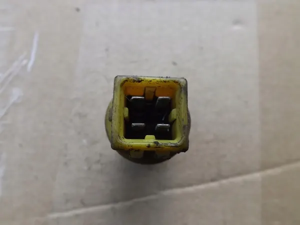 VW Audi 2.8 VR6 Jäähdytysnesteen lämpötila-anturi 701919369B image 3