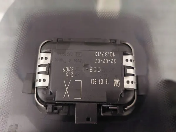 Para-brisas dianteiro com sensor OEM 13107803 para Opel Astra H image 3