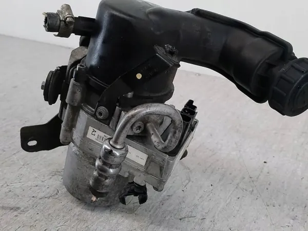 Sähköinen ohjauspumppu OEM A5100672+F Peugeot 508:lle image 3