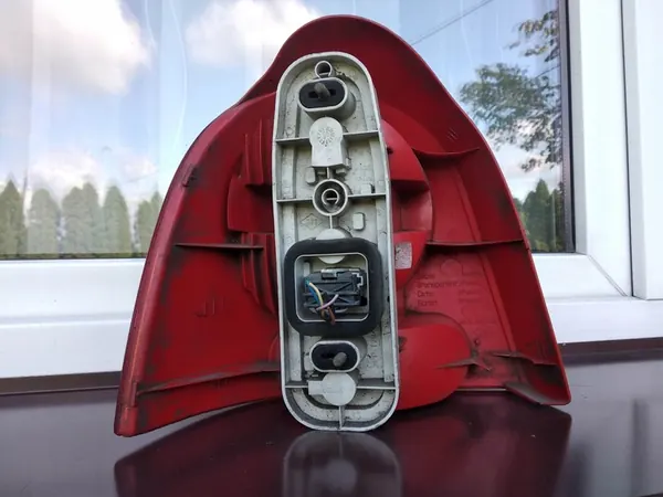 Lámpara Trasera Derecha Renault Twingo I 93-07r OEM 7700426320 image 6