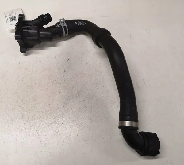 Carcasa de termostato VOLVO 31686045 diesel 2019 image 3