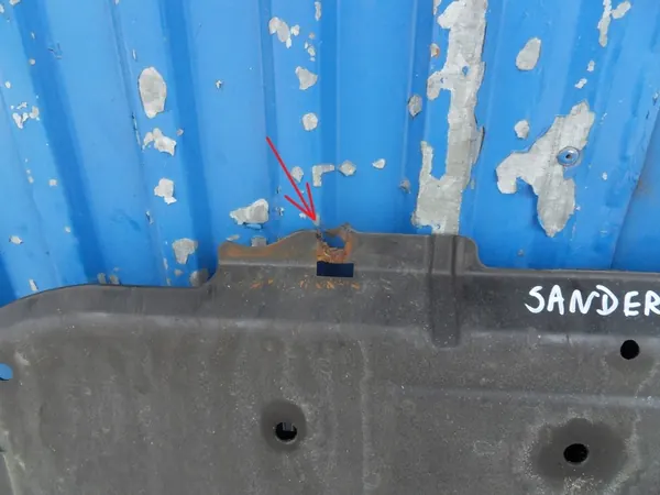 Dacia Sandero II 1.2 16V Nedre Motorlock image 2