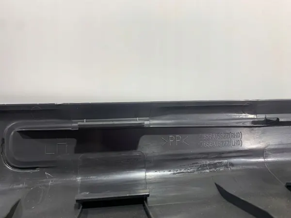Mitsubishi Outlander dörrtröskelskydd OEM FBZ18415 image 3