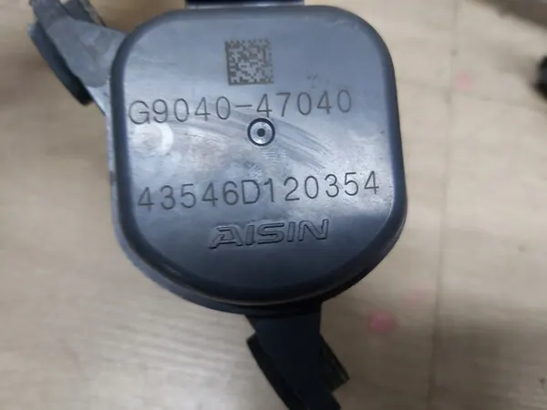 Toyota Prius IV C-HR Corolla RAV4 Water Pump G9040-47040 image 3