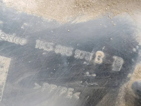 VW JETTA GOLF VI Etu Oikea Lokasuoja 1K5805978B image 7