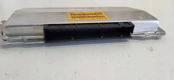BMW Luftfederungssteuergerät OEM 6878200 image 4