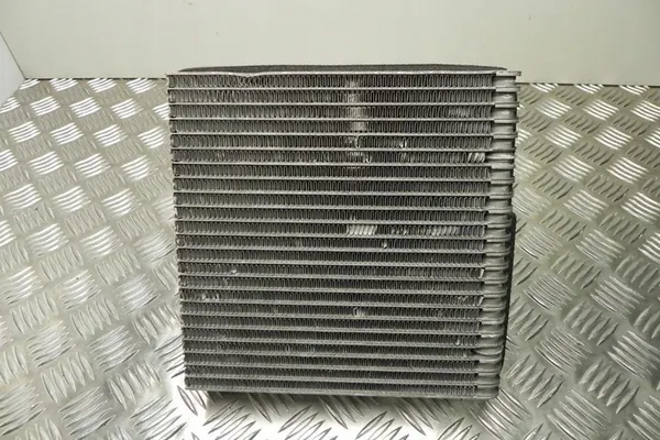 Ilmastointijäähdytin AUDI A3 1K1820103 image 4