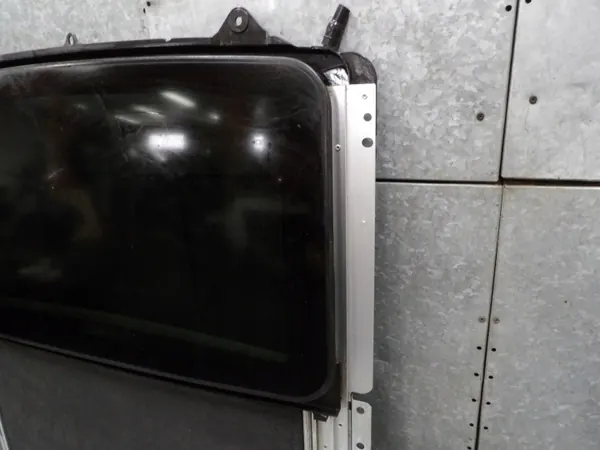 Jeep OE Schievedak OEM SZYBERDACH JEEP WK 05-10 image 4