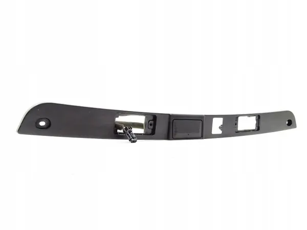 Garniture Hayon SsangYong Tivoli OEM 83880-35000 image 2