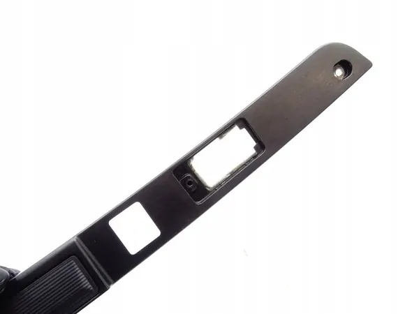 Garniture Hayon SsangYong Tivoli OEM 83880-35000 image 4