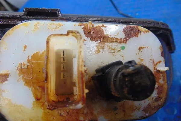 CITROEN C5 I 2.0HDI DPF TANK 9651826480 image 4