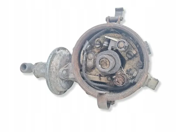 Distributeur GAZ 21 OEM P119B - État Utilisé image 3