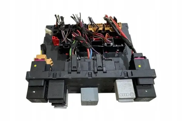VW Mukavuusmoduuli OEM 3C8937049N Passat B6:lle image 2