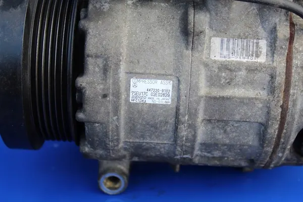 Compresor de Aire Acondicionado Mercedes SL R230 A0012300211 image 2