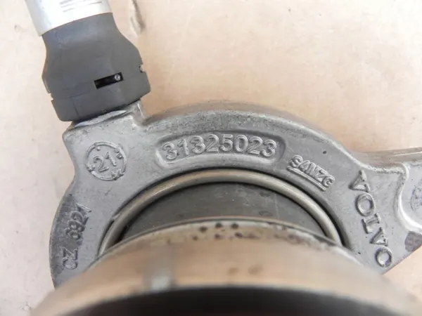 OEM 31325023 Kytkinlaakeri Volvo V40:lle image 3