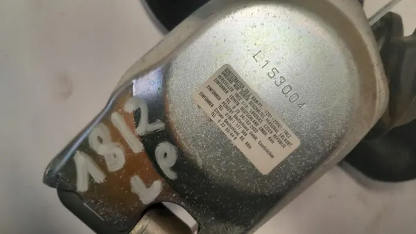 Cinto de segurança esquerdo dianteiro PEUGOT 107 PAS OEM image 3