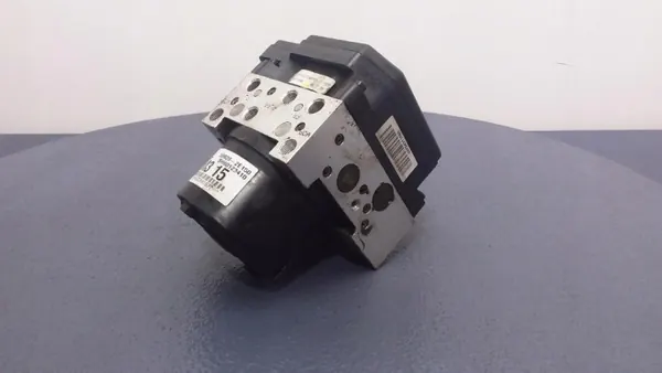 Pompe ABS Hyundai d'occasion OEM 58900-2E150 Tucson I image 4