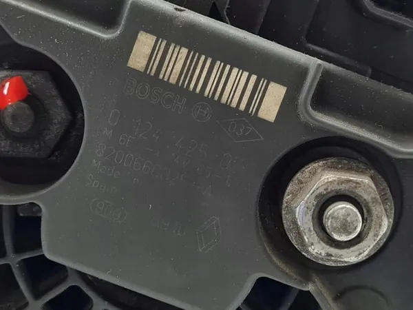 Vaihtovirtageneraattori Renault Megane III OE 8200660025 image 8