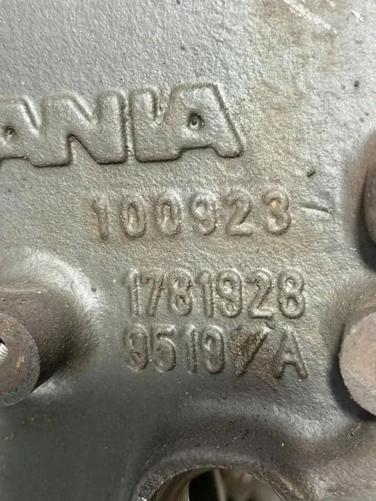 Carter de boîte Scania R GRS895 OEM 1781928 image 5