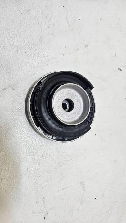 OEM 7889543 Voorlinker Demperlager BMW M5 G90 image 3