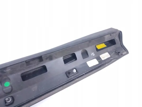 OEM 83A853960A Moldura Puerta Delantera Derecha Audi Q3 II image 3