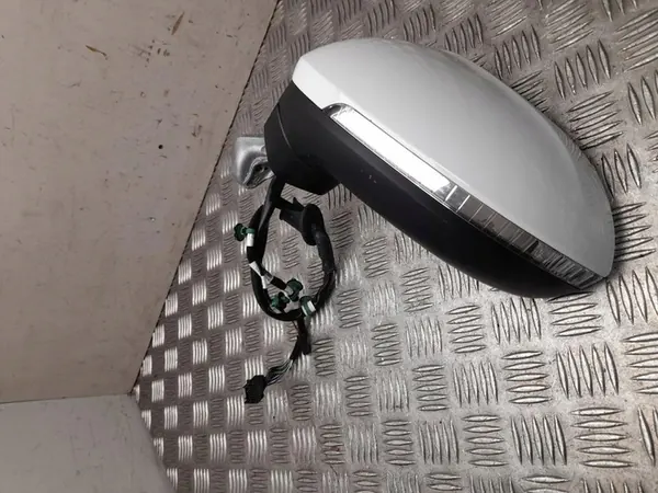 Ulkopeili Volkswagen PASSAT Variant 2021 vasen image 3