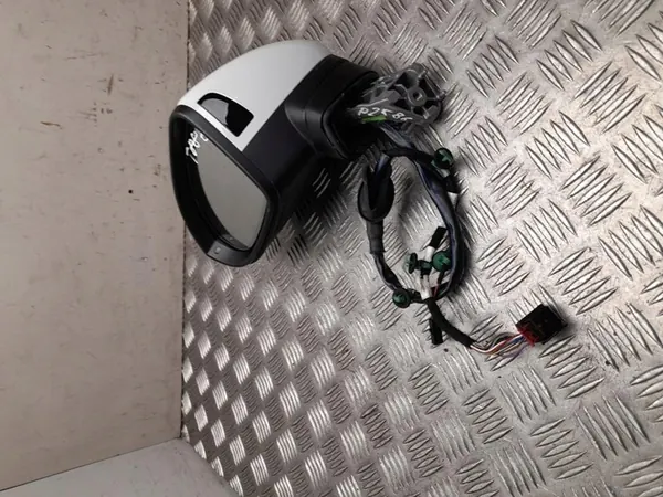 Ulkopeili Volkswagen PASSAT Variant 2021 vasen image 7