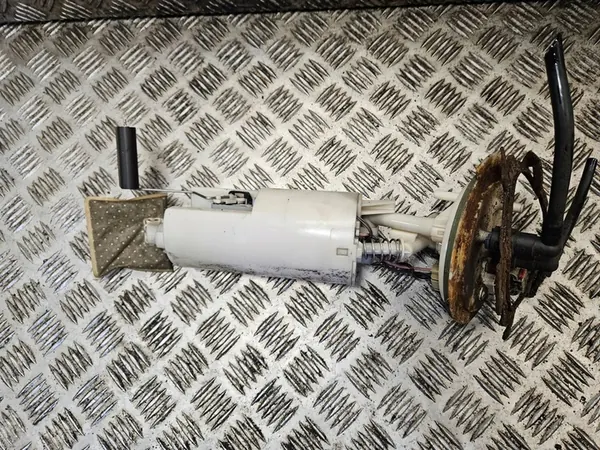 Chrysler Voyager 2004 Polttoainepumppu image 7