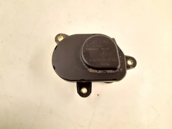 Mercedes-Benz motoronderdeel OEM A6111500494 image 2