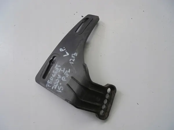 OEM 9678091680 Front Left Mudguard Bracket Peugeot image 2