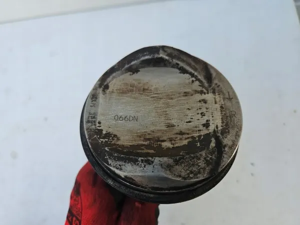 Höger Kolv Kopplingsstång 3.0T Audi A6 A7 S4 image 4