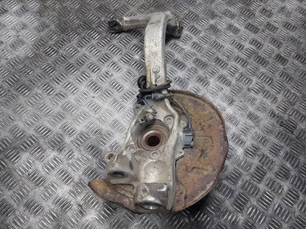 Audi S4 B6 Supporto Ruota Sinistra 8E0407253C image 2