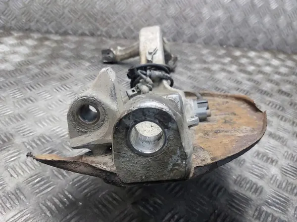 Audi S4 B6 Supporto Ruota Sinistra 8E0407253C image 3