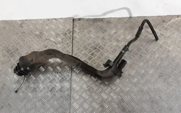 Pescoço de Abastecimento Kia OEM FOB18461 - Usado image 2