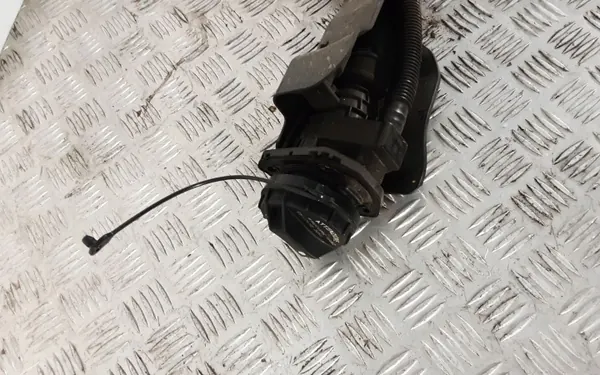 Pescoço de Abastecimento Kia OEM FOB18461 - Usado image 3